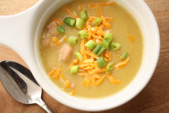 bowl of potato leek and ham soup