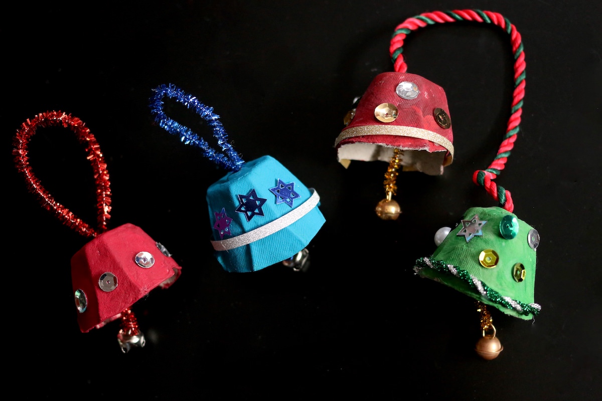 egg carton Xmas bells horizonal