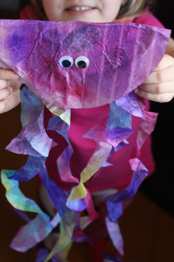 Finished coffee filter jellyfish craft for preschoolers