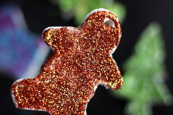 Gingerbread COokie Cutter Ornametnt