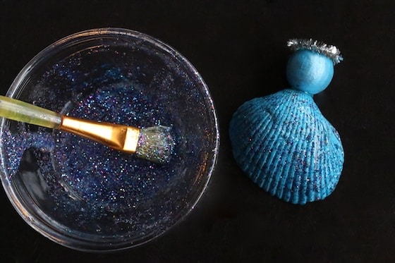 homemade glitter glue for angel ornaments