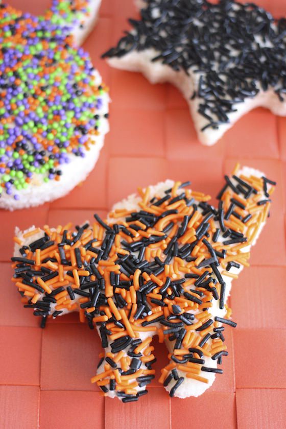 Halloween cat fairy bread