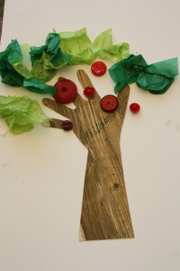 handprint apple tree craft for toddlers