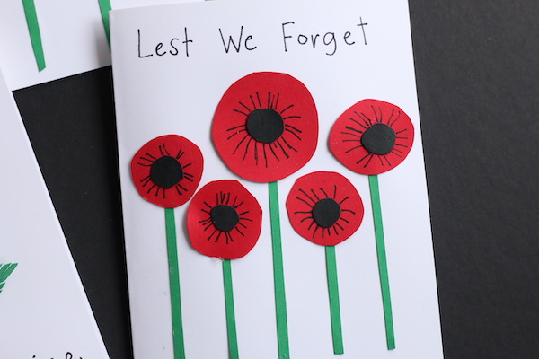 poppy card - 5 circle poppies with details on petals in black ink