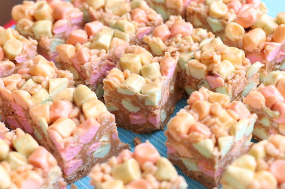 horizontal peanut butter marshmallow squares