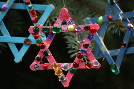 3 popsicle stick stars on christmas tree