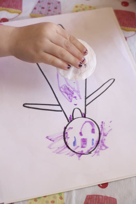 erasable drawing activity for toddlers and preschoolers