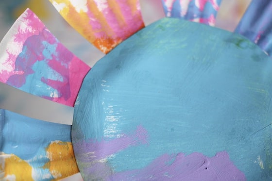 Colourful Paper Plate Flower for Spring 