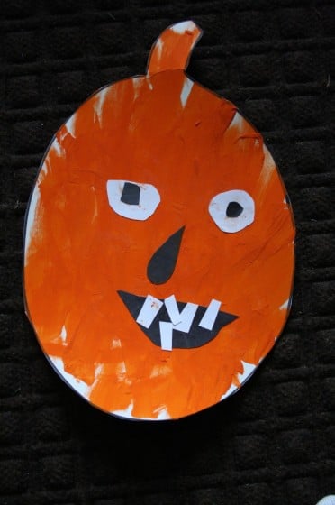 jack o lantern craft made by toddler