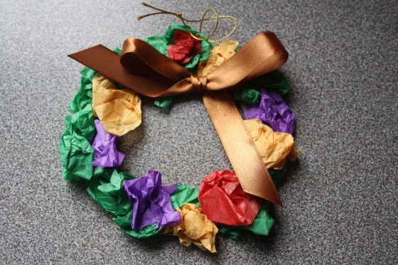 Easy Christmas Crafts for kids - tissue wreath ornament