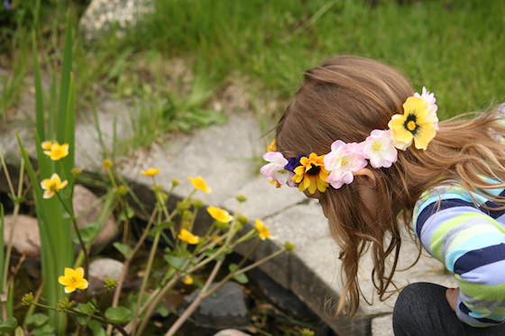 preschooler wearing homemade flowered headband