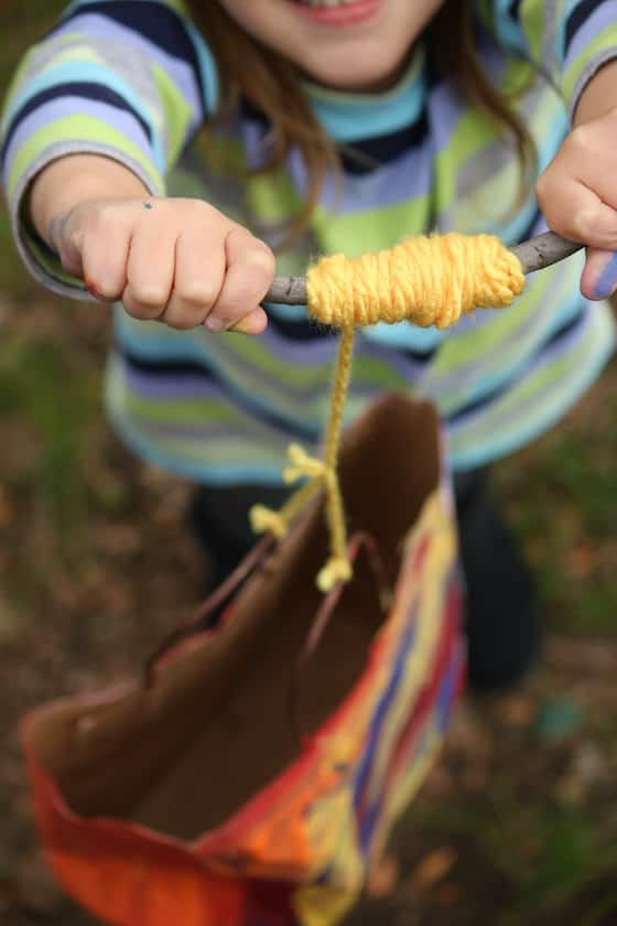 kite winder made from yarn and a stick