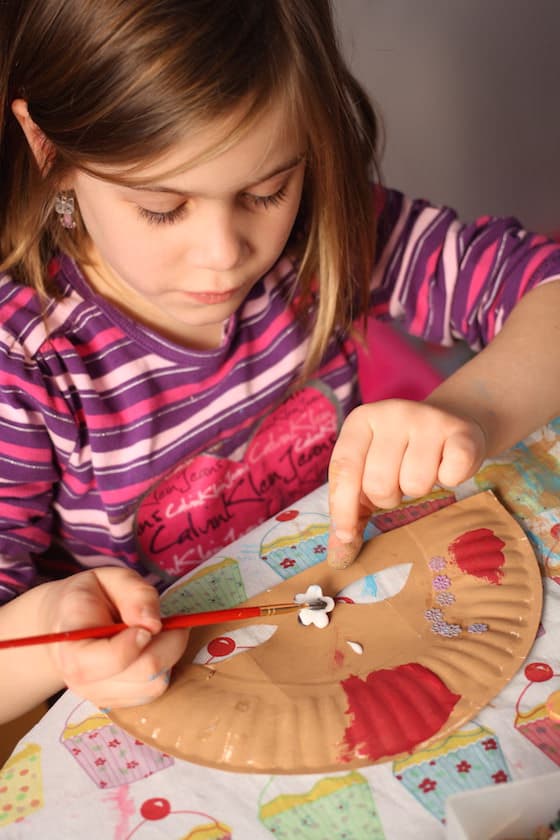 Making a mask out of a paper plate