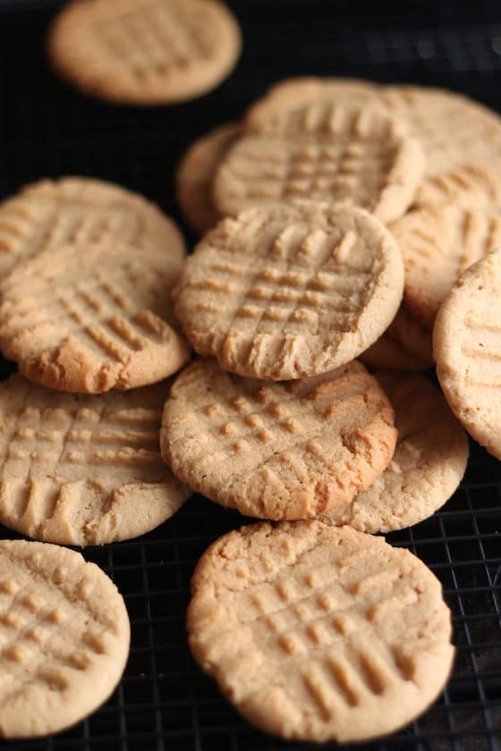 Easy and Delicious Peanut Butter Cookies