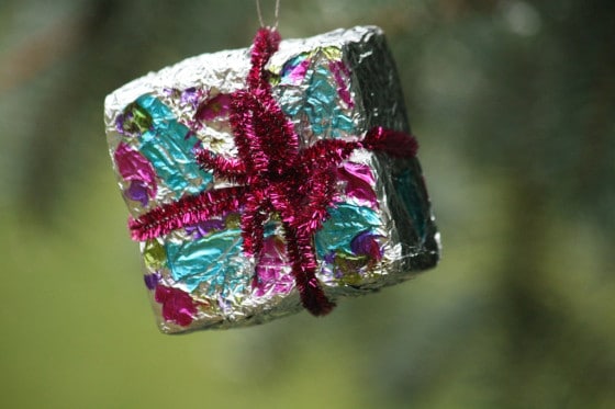 foil ornaments with pipe cleaner bow