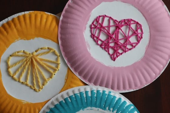 paper plate heart weaving