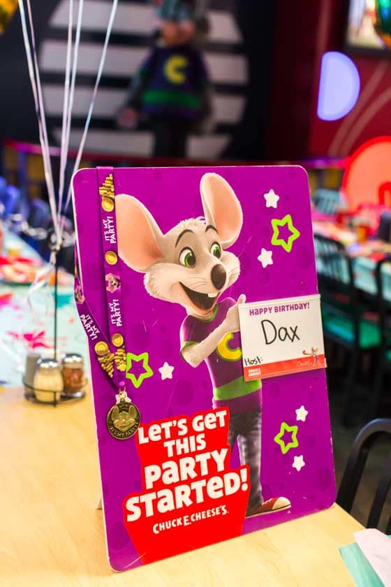 Party sign chuck e cheese