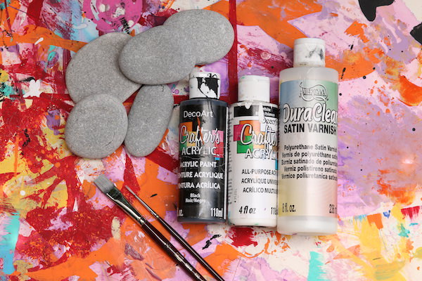 Beach Stones, Paint, Varnish, Paint brushes