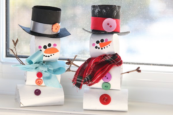 tp roll snowmen on windowsill